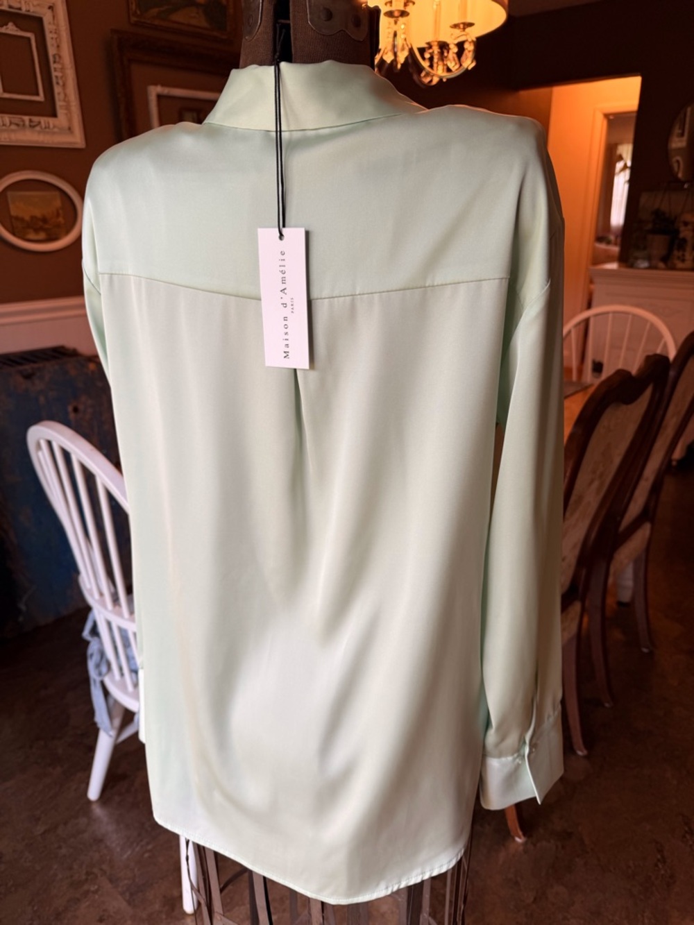 Women's Mint Green Satin Button-Down Shirt NWT - Picture 4 of 8